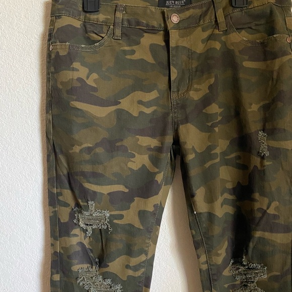 Judy Blue Camouflage Distressed Mid Rise Stretch Skinny Y2K Army Jeans 15/32 - Picture 8 of 13